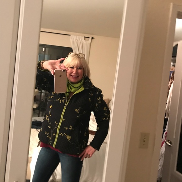 ♦️Reversible Asian print on Black or Lime Green. - Picture 2 of 7